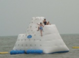 Size:7.5mL*5.3mW*5mH
Color:blue & white
Material: 0.9mm PVC tarpaulin