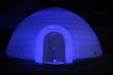 dome building inflatable igloo