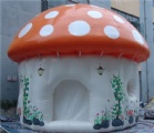 Inflatable mushroom house