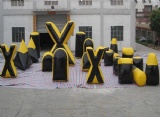 23 inflatable bunkers
Material: 0.6mm PVC tarps